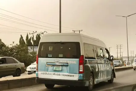 Slowakischer Fahrzeugverkehr und Kauf von Vignetten