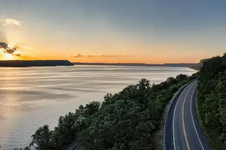 Riesige Neuigkeit: Eine neue Autobahn könnte in Ungarn entstehen. Riesige Neuigkeit: Eine neue Autobahn könnte in Ungarn entstehen.