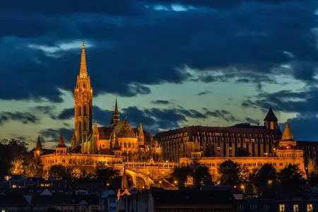 Travel Options in Hungary – Explore Hungary by Car!